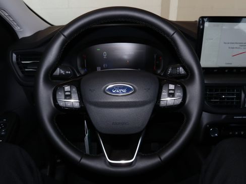 New 2026 Ford Escape SE image 24