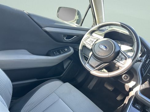 Used 2023 Subaru Outback Premium image 20