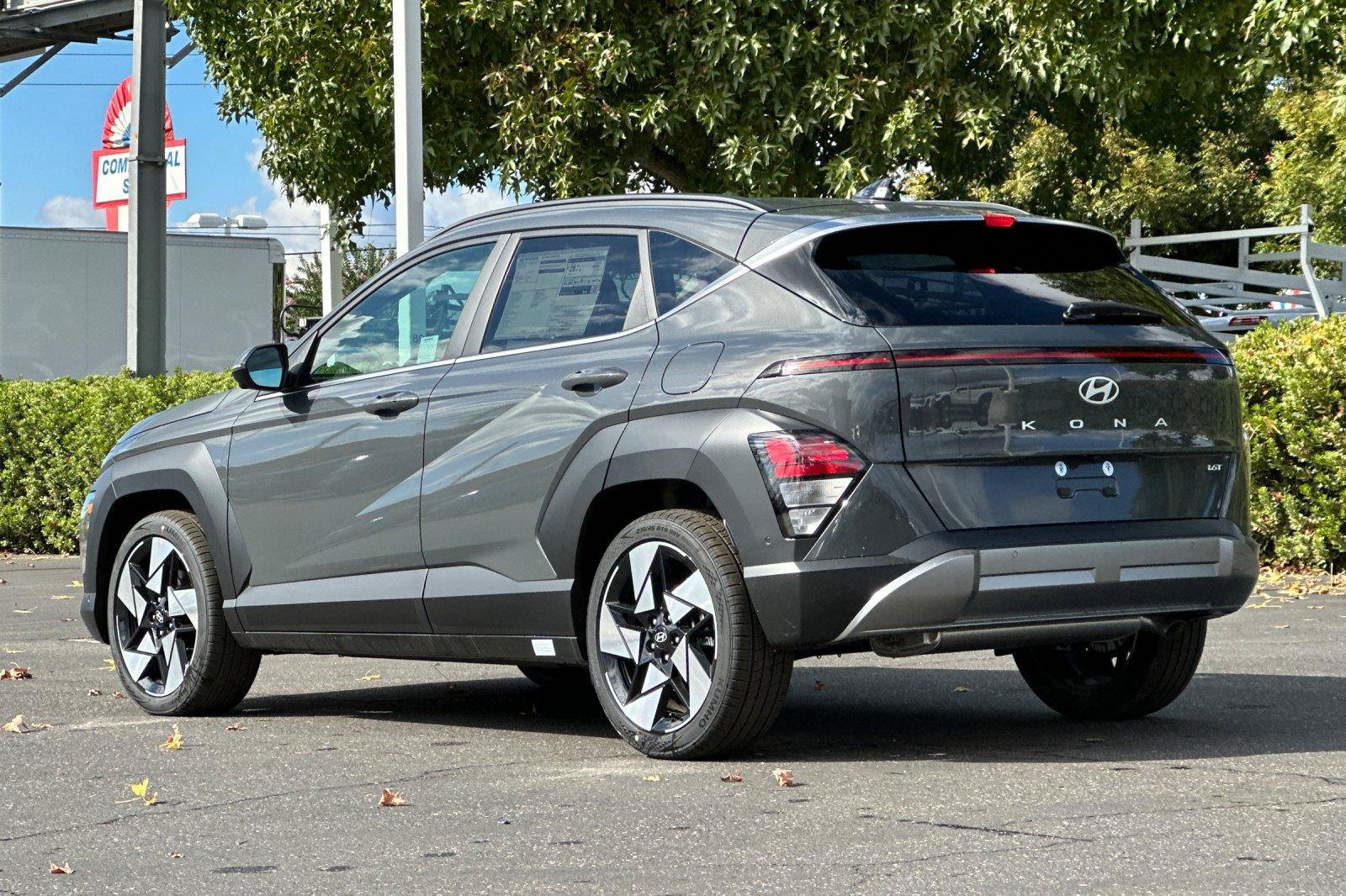 New 2027 Hyundai Kona Limited FWD image 5