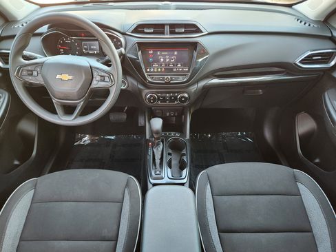Used 2023 Chevrolet TrailBlazer LT w/ Convenience Package image 31