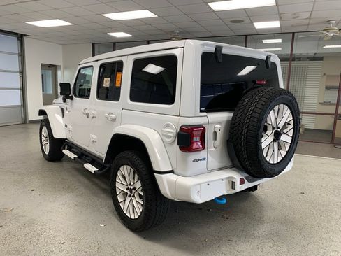 Used 2024 Jeep Wrangler High Altitude AWD/4WD image 7