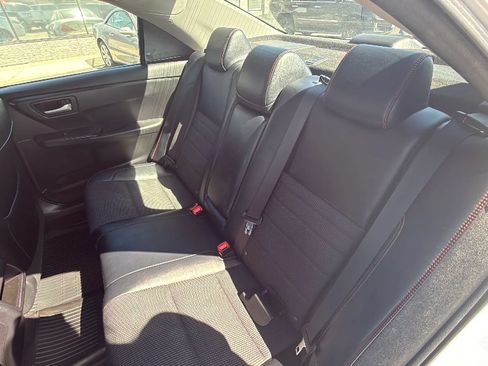 Used 2017 Toyota Camry SE FWD image 20