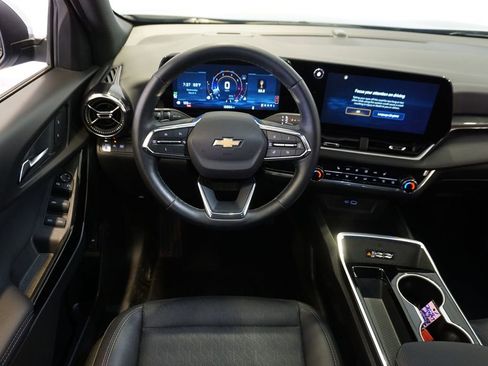 Certified 2025 Chevrolet Equinox LT w/ Convenience Package II image 12