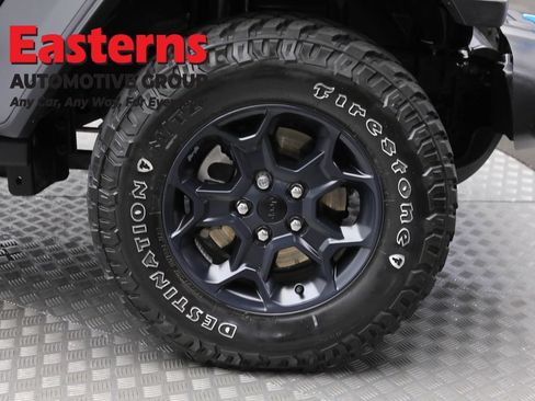 Used 2023 Jeep Wrangler Unlimited w/ Cold Weather Group AWD/4WD image 32