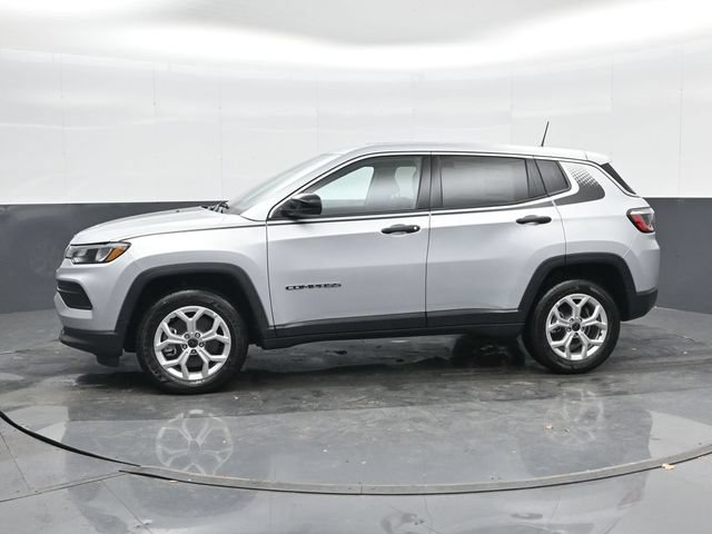 Used 2025 Jeep Compass Sport w/ Mopar Graphics Package AWD/4WD image 26