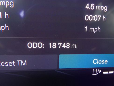 Certified 2025 Volvo XC90 B6 Plus image 20