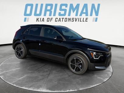 New 2025 Kia Niro EX