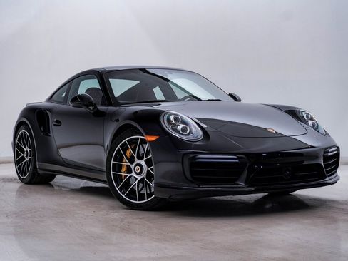 Used 2019 Porsche 911 Turbo S image 8