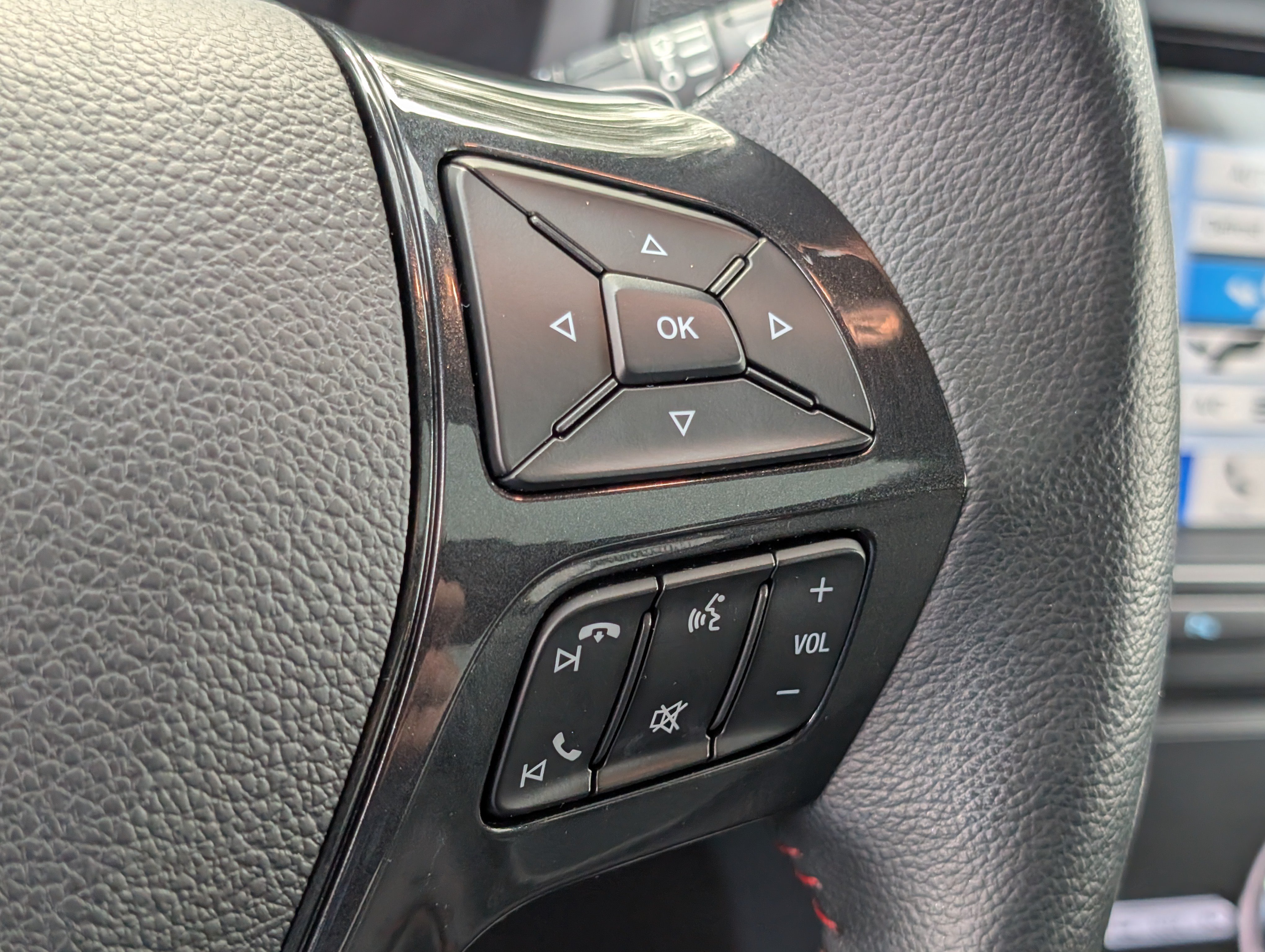 Used 2019 Ford Explorer Sport w/ Equipment Group 401A AWD/4WD image 26
