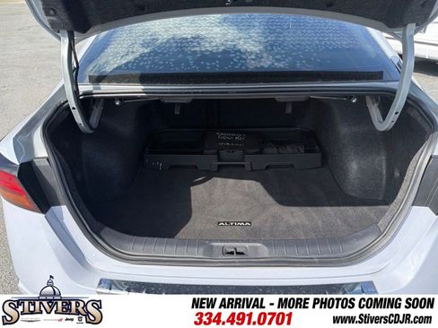 Used 2023 Nissan Altima 2.5 SR image 15