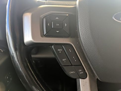 Used 2018 Ford F150 Platinum w/ Equipment Group 701A Luxury image 18