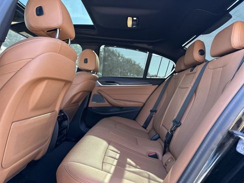 Certified 2023 BMW 540i xDrive w/ Executive Package image 21