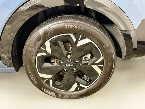 Used 2023 Kia Niro Wind w/ Wind Preserve Package image 28