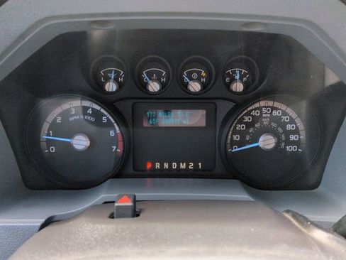 Used 2016 Ford F250 XL w/ Power Equipment Group image 32