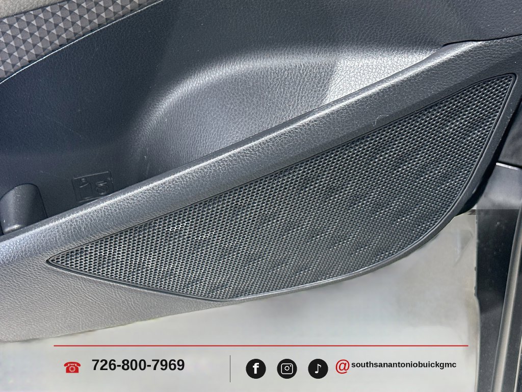 Used 2021 Toyota C-HR Limited FWD image 19