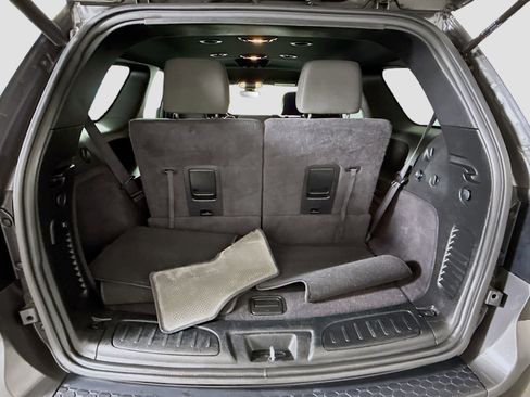 Used 2025 Dodge Durango GT image 35