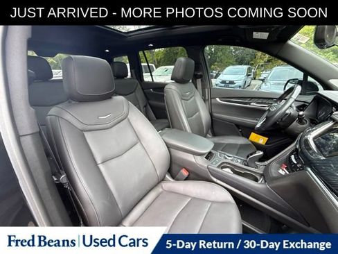 Used 2024 Cadillac XT6 Premium Luxury w/ Technology Package AWD/4WD image 13