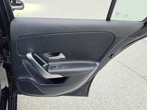 Certified 2022 Mercedes-Benz A 220 image 32