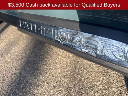 New 2026 Nissan Pathfinder Platinum image 32