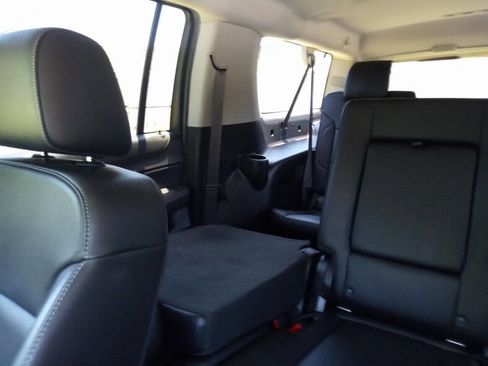 Used 2015 Chevrolet Suburban LT w/ Max Trailering Package image 15