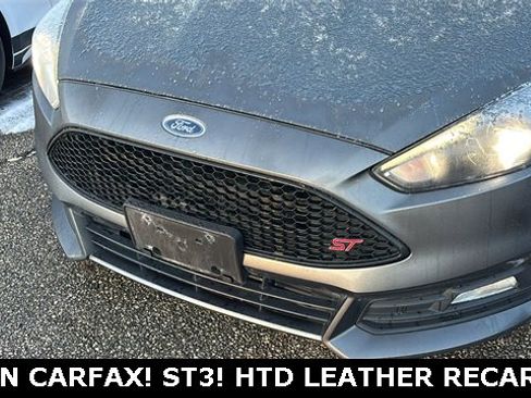 Used 2018 Ford Focus ST w/ Equipment Group 402A image 5