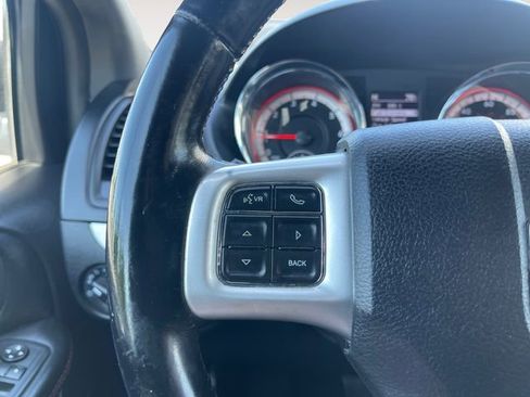 Used 2019 Dodge Grand Caravan GT FWD image 22