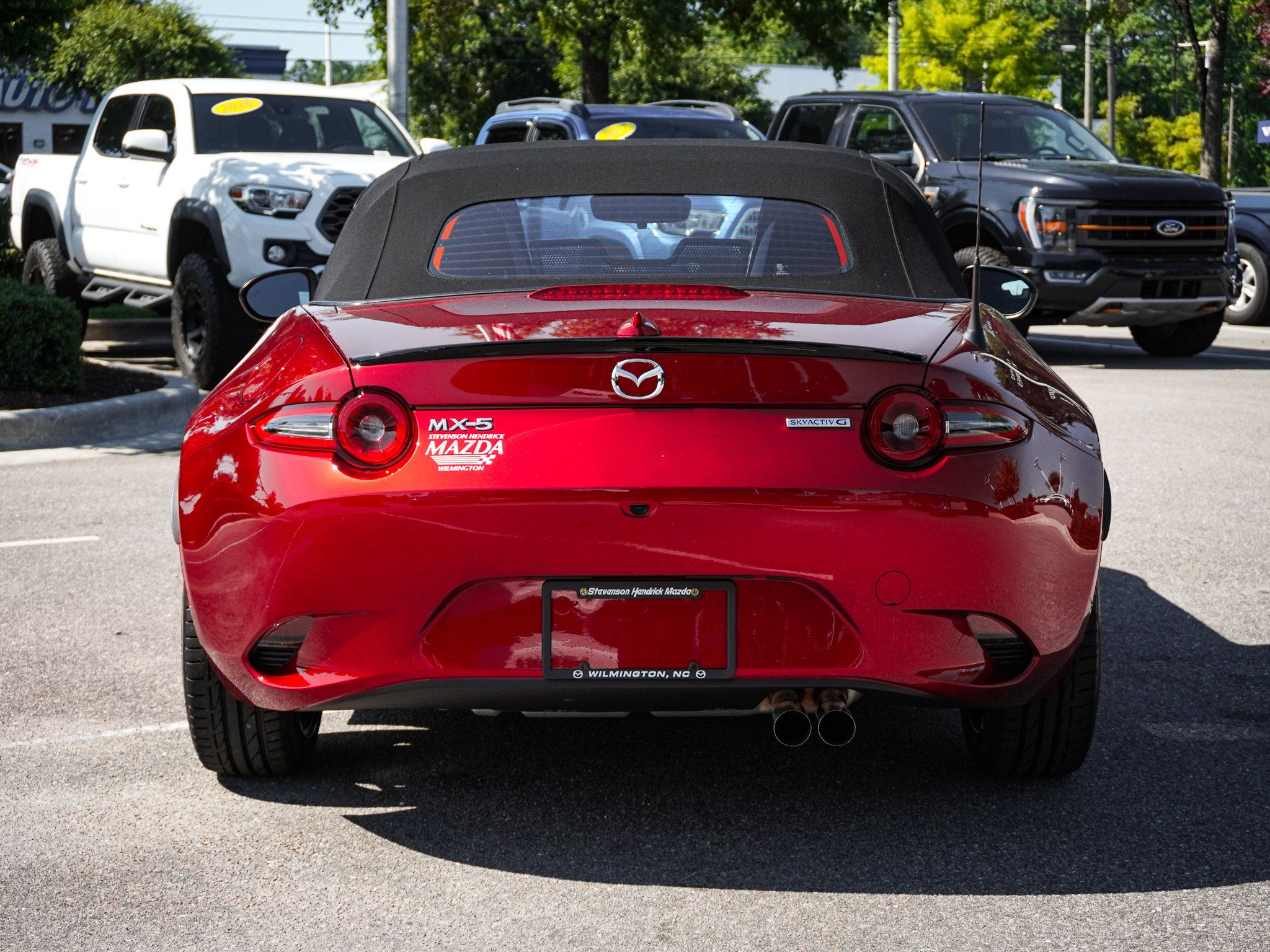 Certified 2026 MAZDA MX-5 Miata Club w/ Interior Package RWD image 9