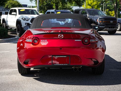 Used 2026 MAZDA MX-5 Miata Club w/ Interior Package RWD image 9