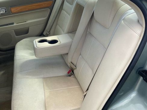 Used 2008 Lincoln MKZ image 15