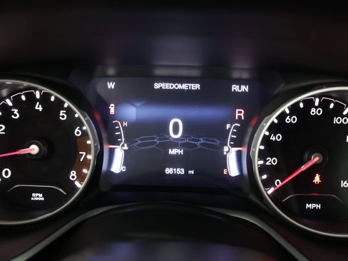 Used 2020 Jeep Compass Limited FWD image 24