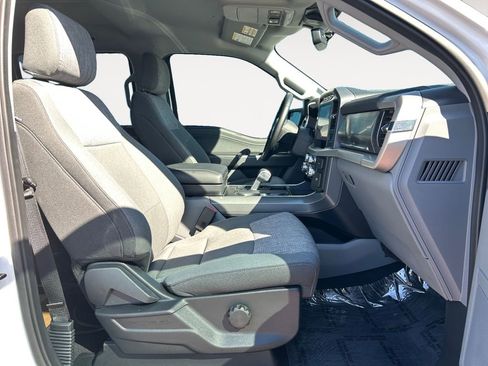 Used 2023 Ford F150 Lightning XLT AWD/4WD image 11