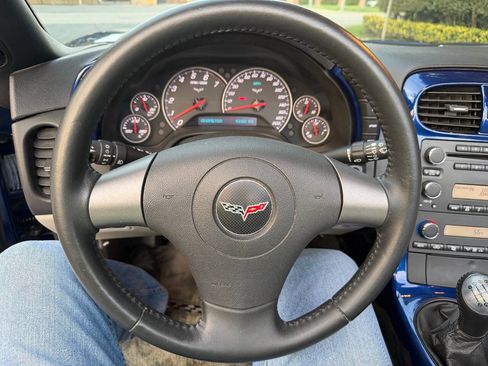 Used 2006 Chevrolet Corvette Convertible image 25