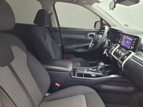 Used 2021 Kia Sorento LX AWD/4WD image 21