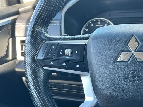 Used 2024 Mitsubishi Outlander SE image 26