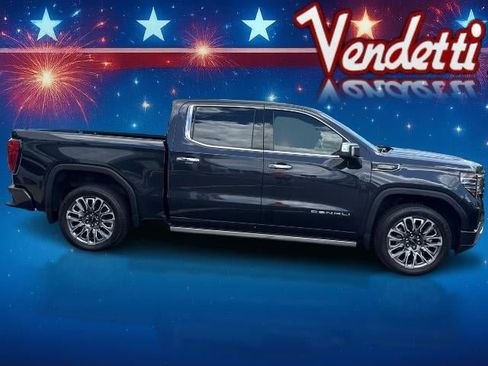 Used 2023 GMC Sierra 1500 Denali Ultimate AWD/4WD image 4