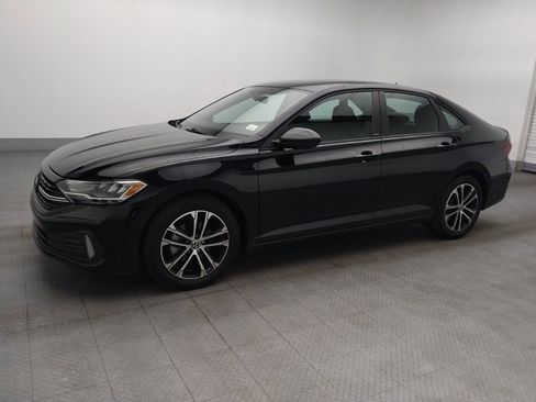 Used 2023 Volkswagen Jetta Sport FWD image 2