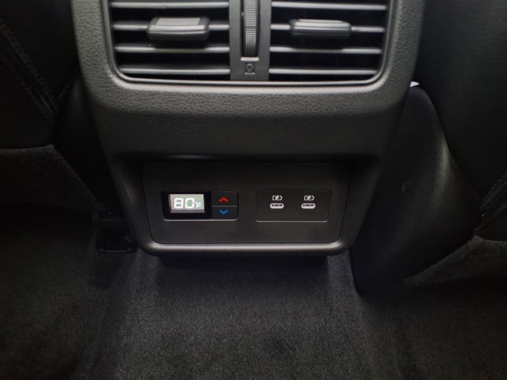 Used 2025 Nissan Rogue SL w/ SL Premium Package AWD/4WD image 33