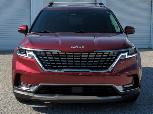 Used 2023 Kia Carnival SX Prestige image 9