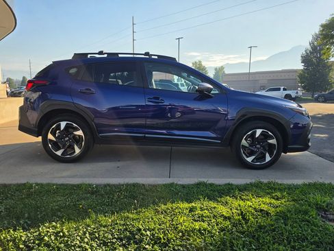 Used 2024 Subaru Crosstrek 2.5i Limited AWD/4WD image 4