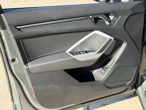 Used 2025 Audi Q3 2.0T Premium image 11