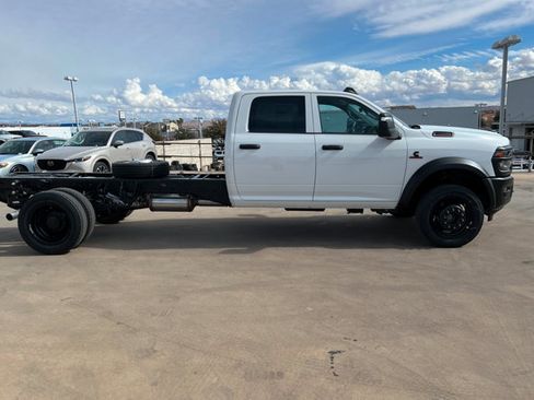 New 2026 RAM 5500 Tradesman AWD/4WD image 6