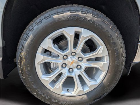 New 2026 Chevrolet Silverado 1500 LTZ AWD/4WD image 12