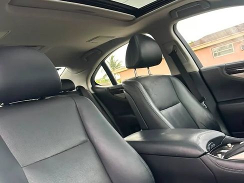 Used 2016 Lexus LS 460 AWD w/ Comfort Package image 19