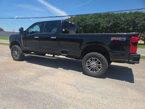Used 2024 Ford F350 Limited w/ FX4 Off-Road Package AWD/4WD image 5