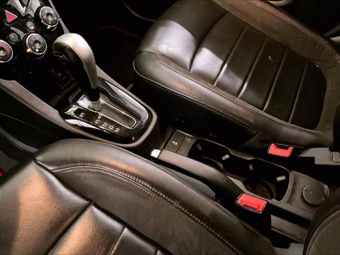 Used 2017 Chevrolet Sonic Premier image 16