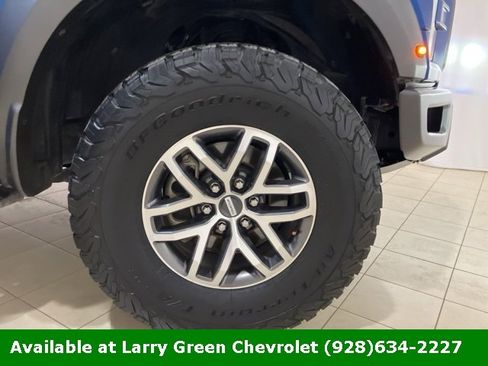 Used 2017 Ford F150 Raptor w/ Equipment Group 802A Luxury image 29