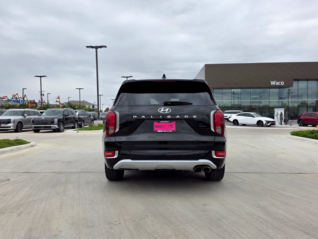 Used 2021 Hyundai Palisade Limited FWD image 9