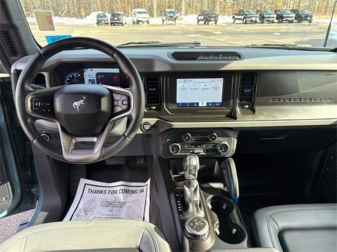 Used 2022 Ford Bronco Black Diamond image 18