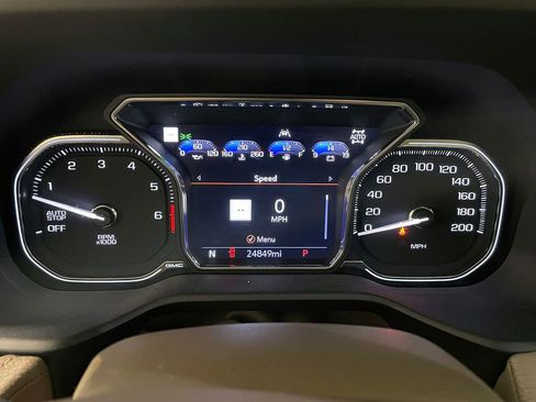 Used 2021 GMC Yukon Denali w/ Denali Premium Package image 43