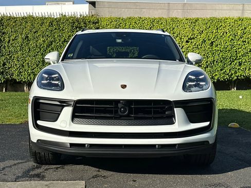 New 2026 Porsche Macan image 11